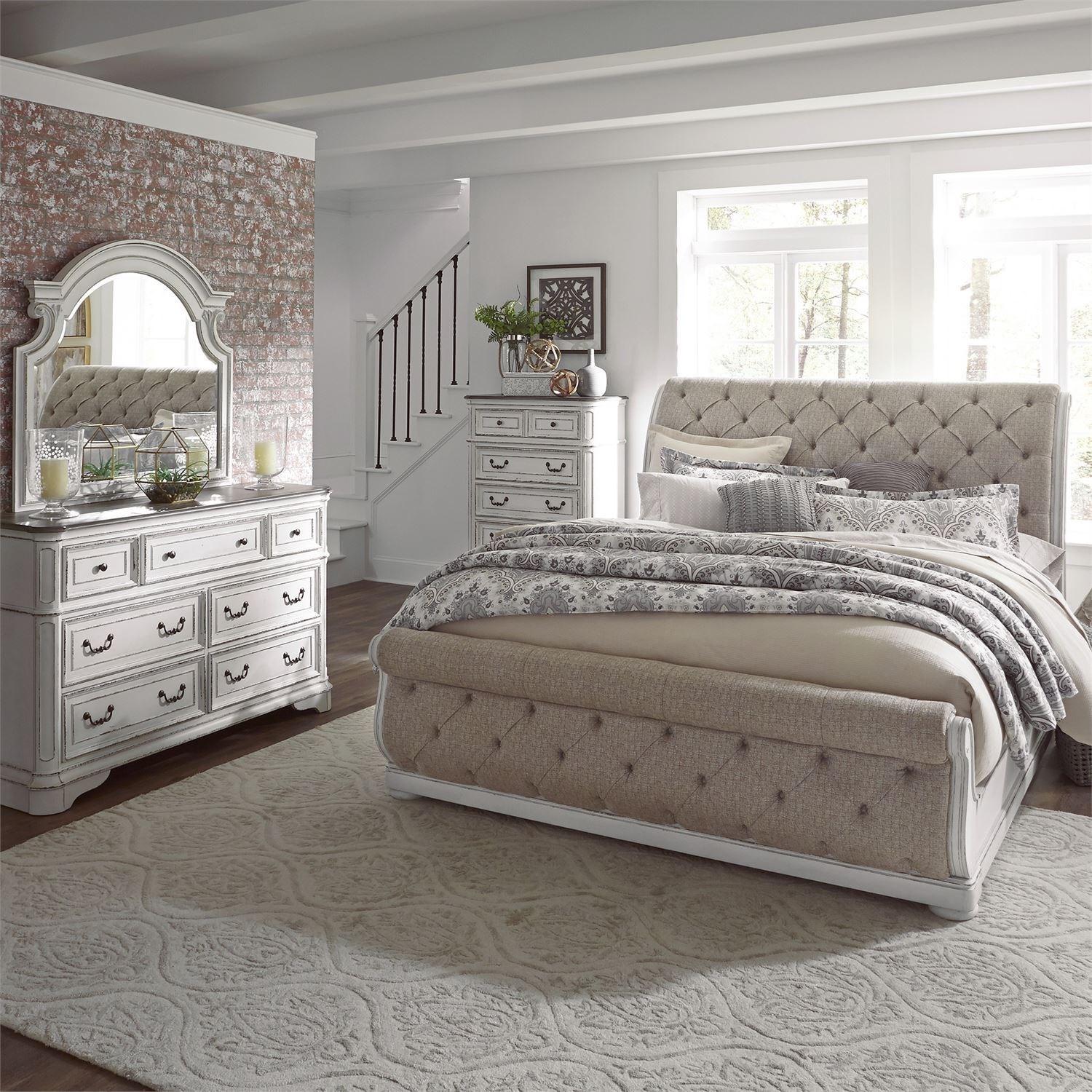 Liberty Furniture Magnolia Manor 244BRKUSLDMC King Bedroom Group